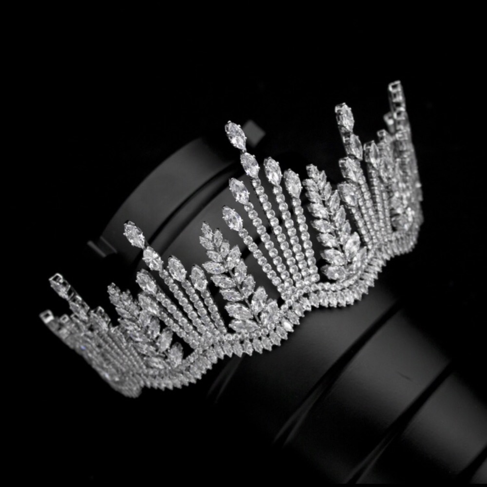 Bridal headband AAA cubic zirconia brand new